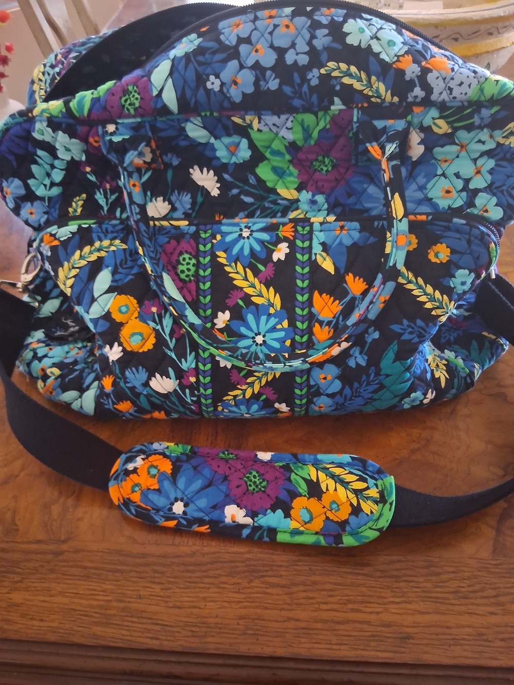Vera Bradley Navy Multicolor Quilted Floral Travel Tote - Picture 4 of 8